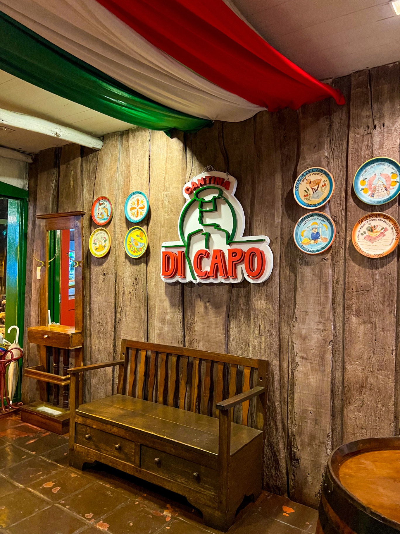 Entrada da Cantina Di Capo